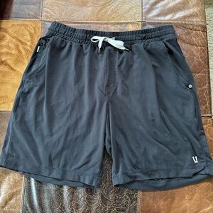 Vuori Ponto Men’s Shorts - Black size Large